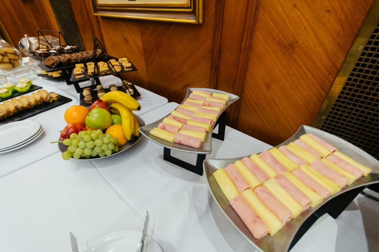 Dora Hotel Buenos Aires Exteriör bild